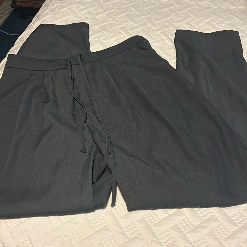 NWT Halara Pants Women Work Dark Gray Wide Straight Leg M